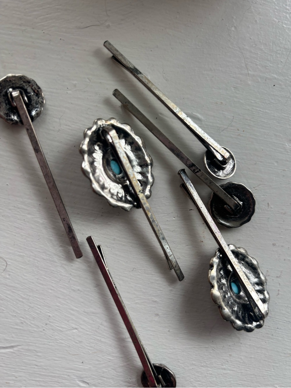 Western Faux Turquoise Concho Hair Pins Silver Tone Bobby Pin Set of 6 - Picture 5 of 5